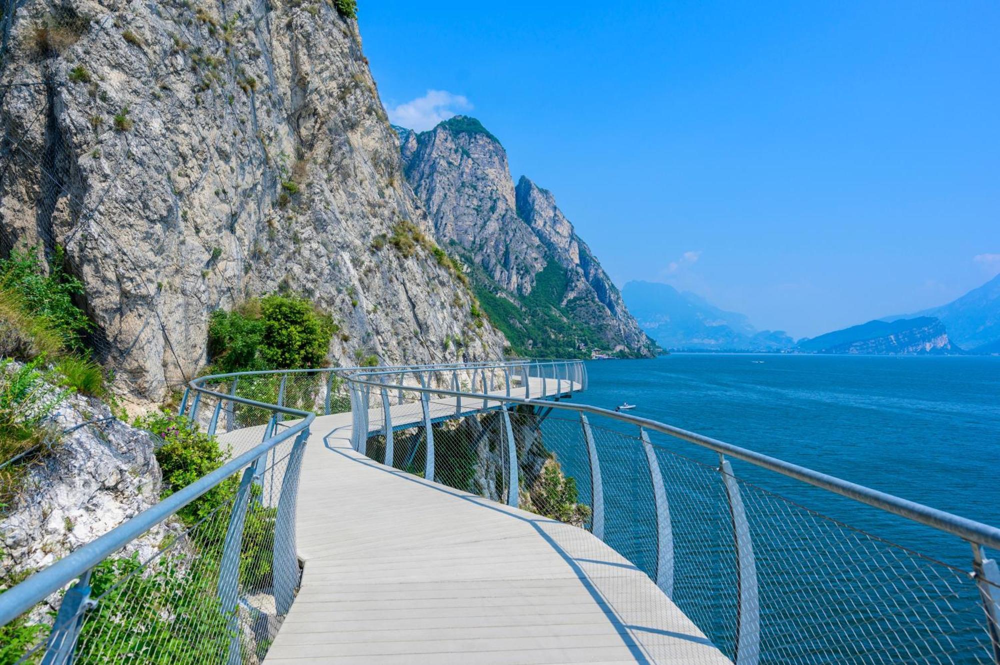 Hotel Splendid Palace Limone sul Garda Exterior foto